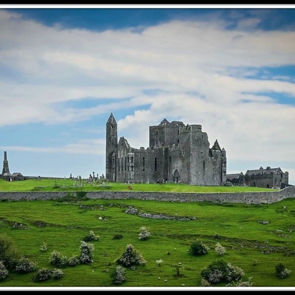 Meet your Posher, CGS💕Poshmark Ambassador💕 - Picture 4 of 10